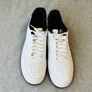 EUC Nike Air Force 1 Low '07 (White/Black)  size 13M